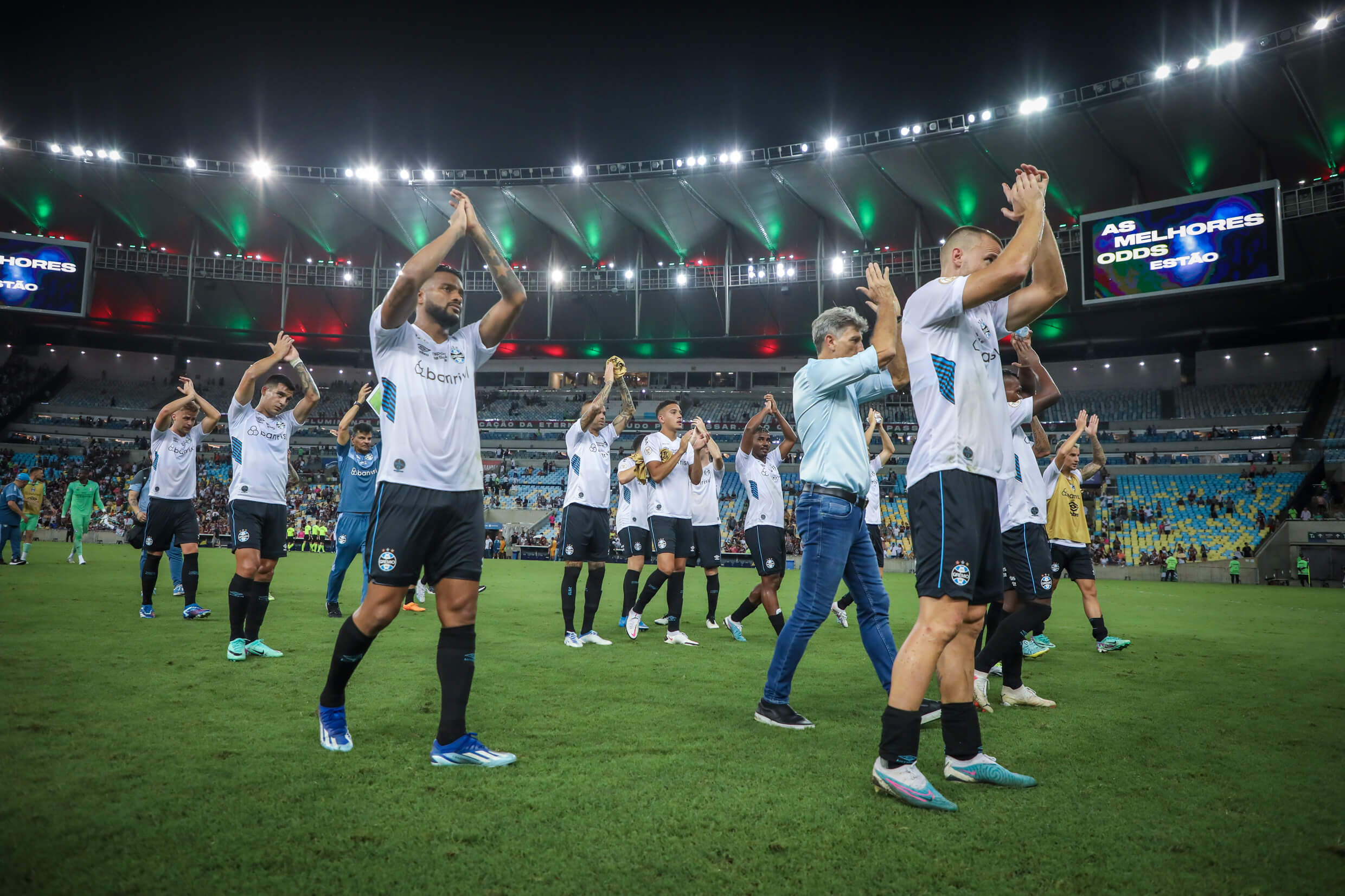 João Pedro Galvão regressa ao Brasil e vai reforçar o Grémio