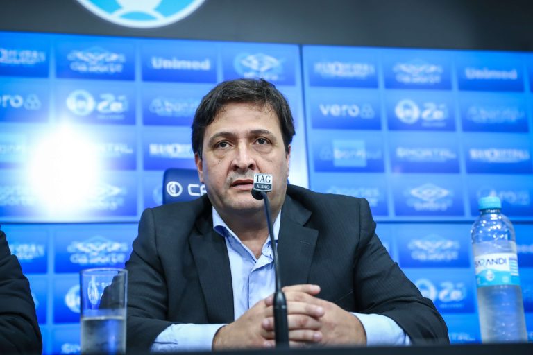 Crise nos bastidores do Grêmio