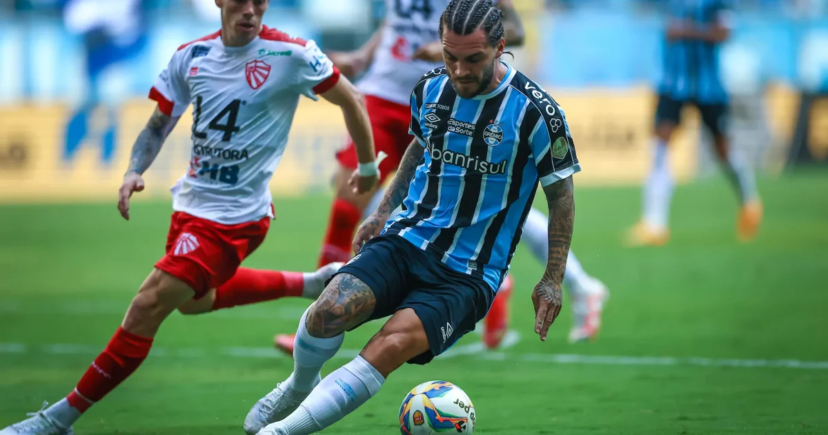 Grêmio pretende negociar Nathan Pescador