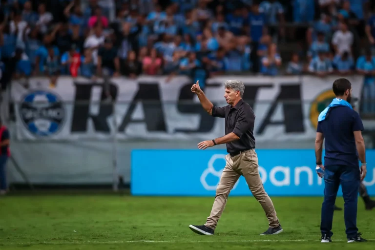 Onda positiva no Grêmio: desculpas, renovações e preparativos para a final
