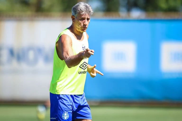 Renato Mantém o Mistério e Revelação de Novo Talento no Grêmio