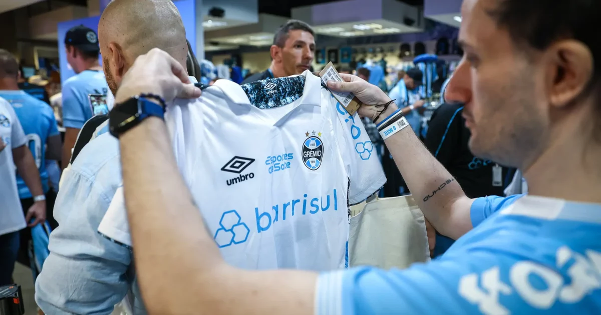 Grêmio lança a camisa reserva para a temporada de 2024