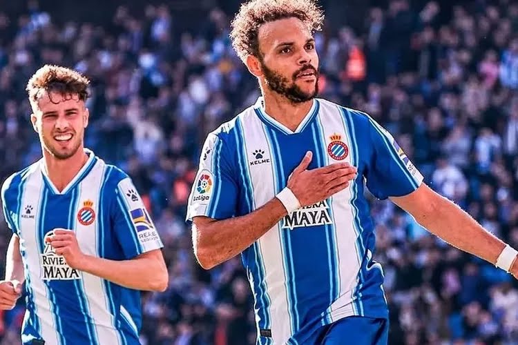 Braithwaite em ação pelo Espanyol