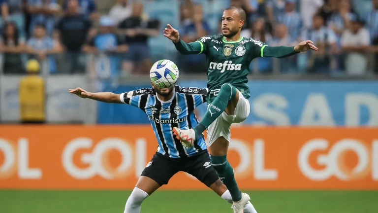 Grêmio enfrenta o Palmeiras na próxima sexta-feira.